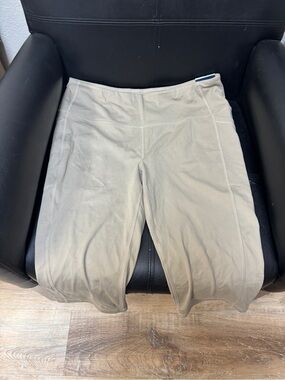 NWT DSG Momentum High Rise Crop Leggings Women’s Large Tan with Pockets